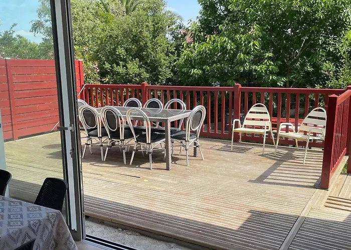 Large With Mountain View In Apartmán *